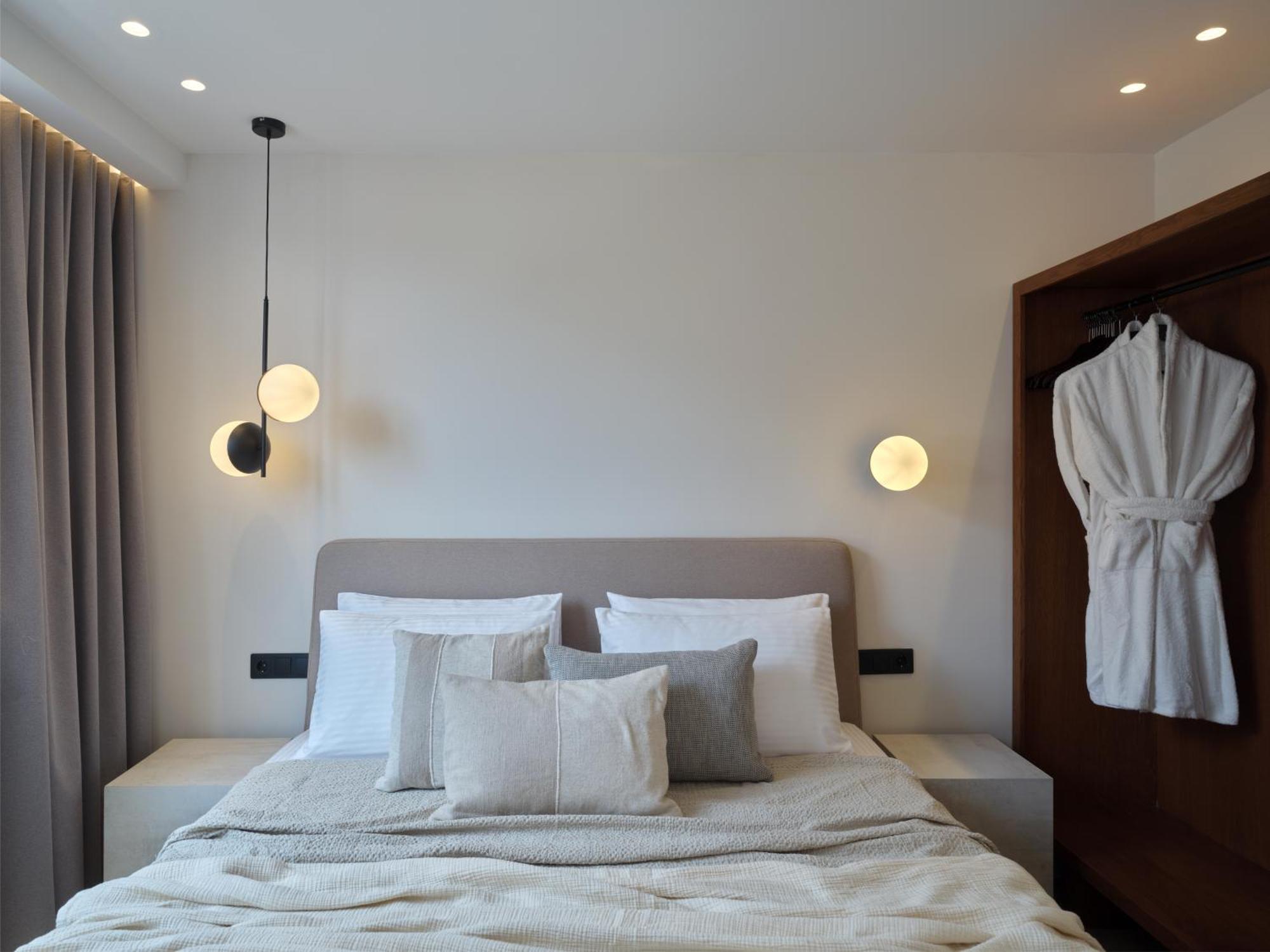 Haya Athens Loftie Suites Экстерьер фото