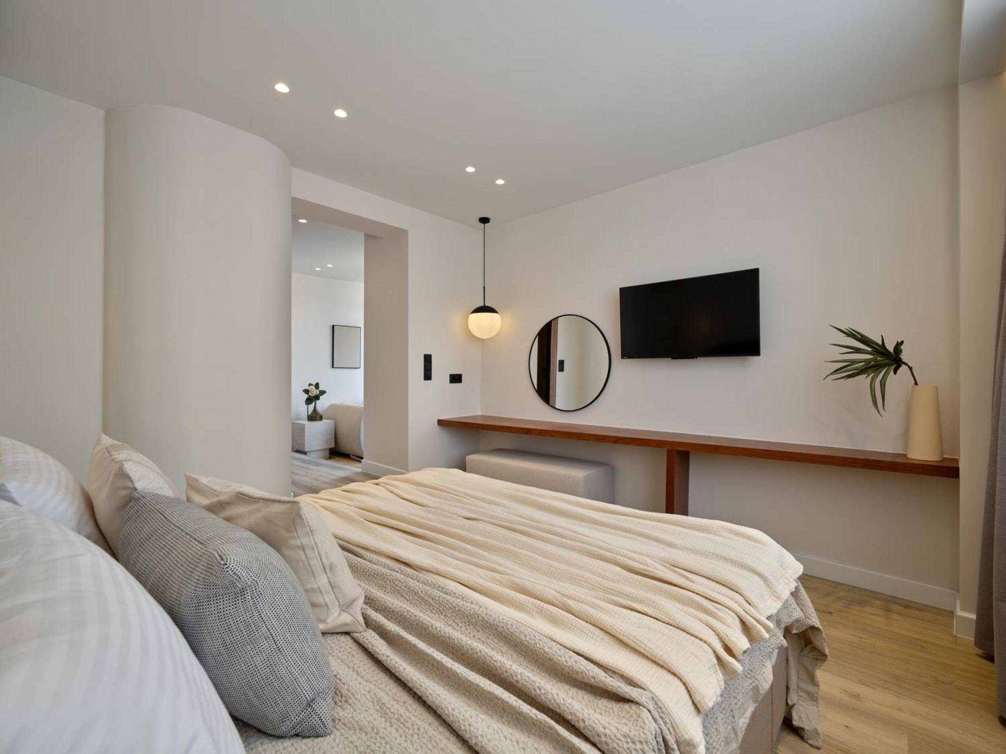 Haya Athens Loftie Suites Экстерьер фото
