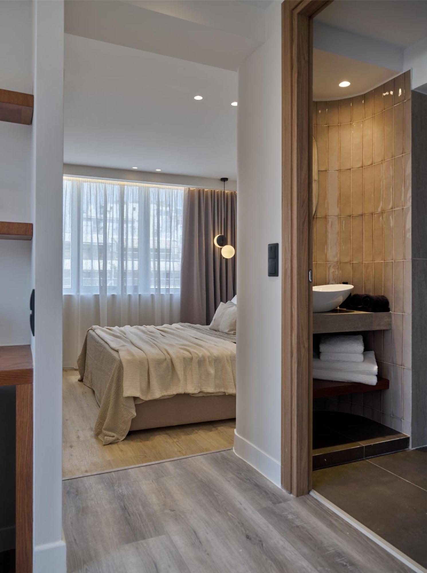 Haya Athens Loftie Suites Экстерьер фото